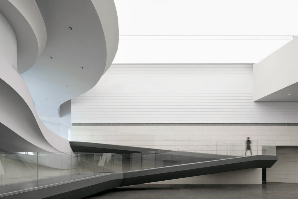 waa Museum of Contemporary Art Yinchuan interior Atrium gallery 未觉建筑 银川当代美术馆 室内 中庭 展示厅